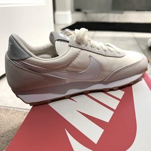Brand new in box nike d break retro 5.5